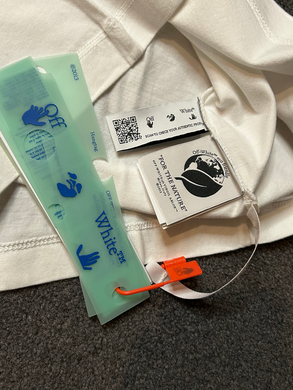 Off-white OW logo slim short sleeve T-shirt white/black size XXS BNWT