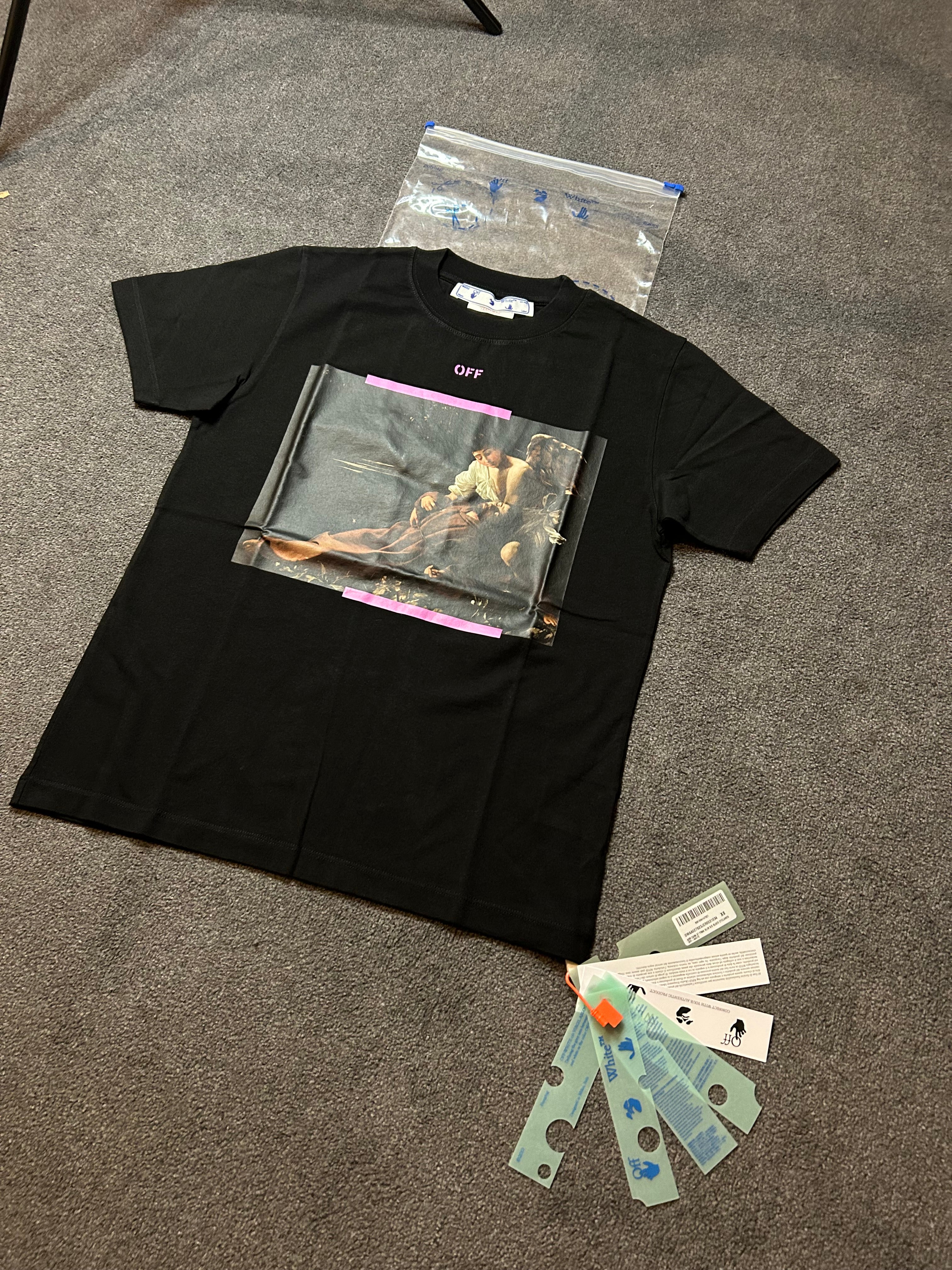 Off-white arrow caravaggio st Fran Slim Tee Brand New with tags & bag size XS